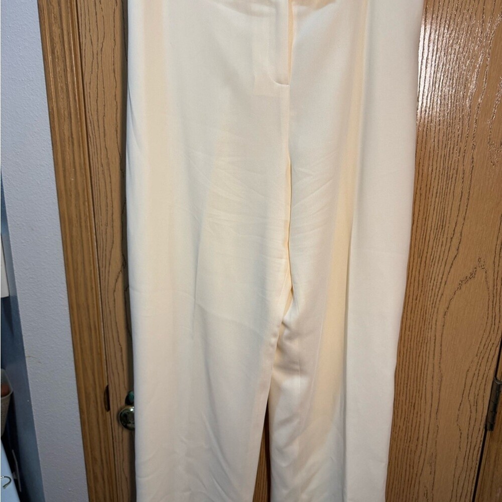 Bloomingdale's cream Pants Size 16W